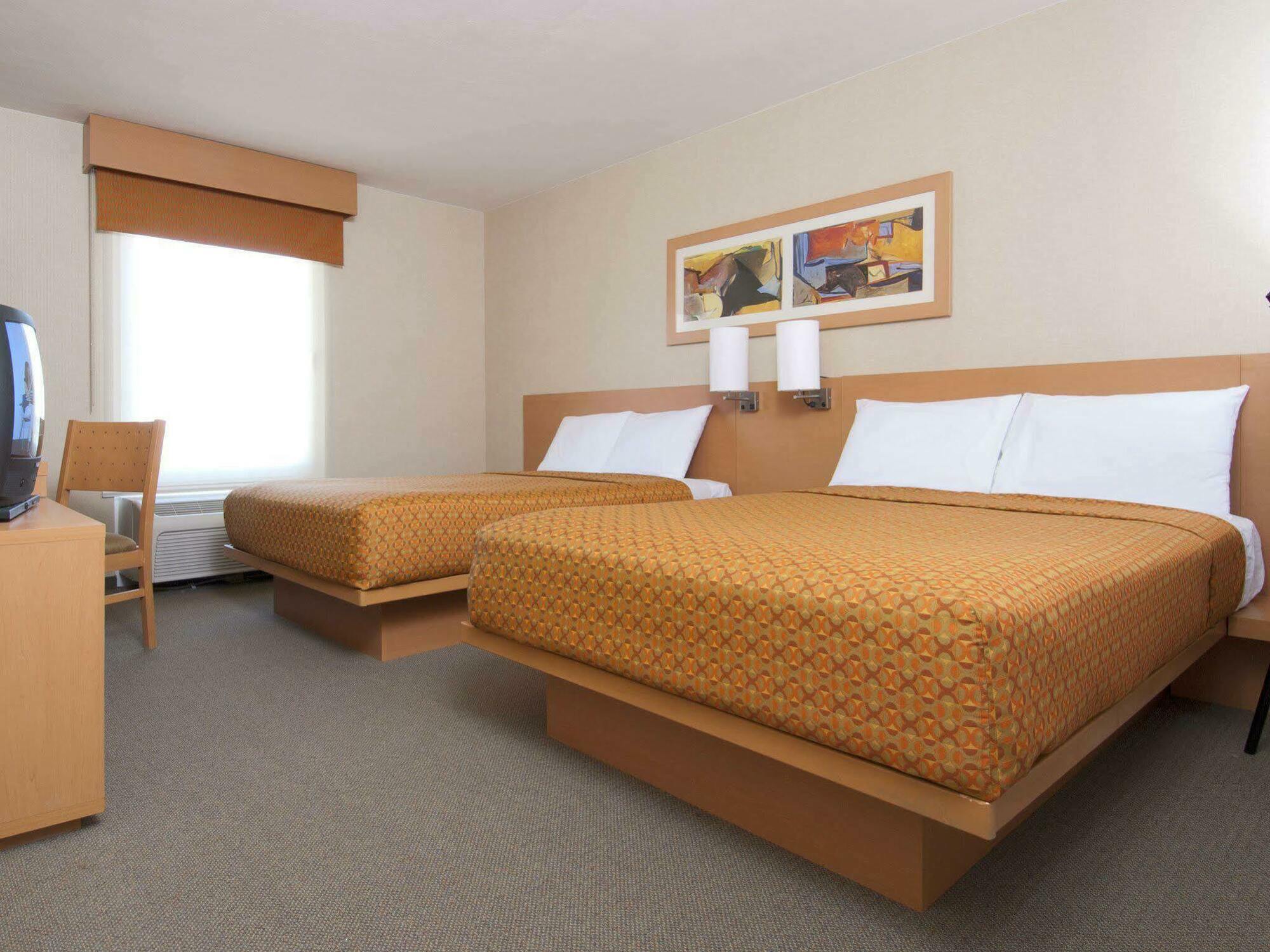 Express By Marriott Hotel